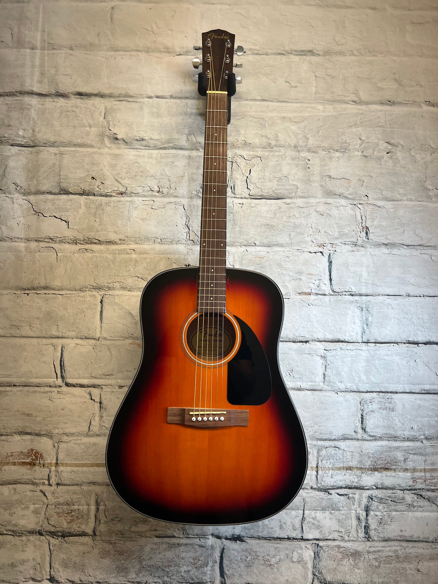 Fender CD-60 Dreadnought V3 with Case- Sunburst