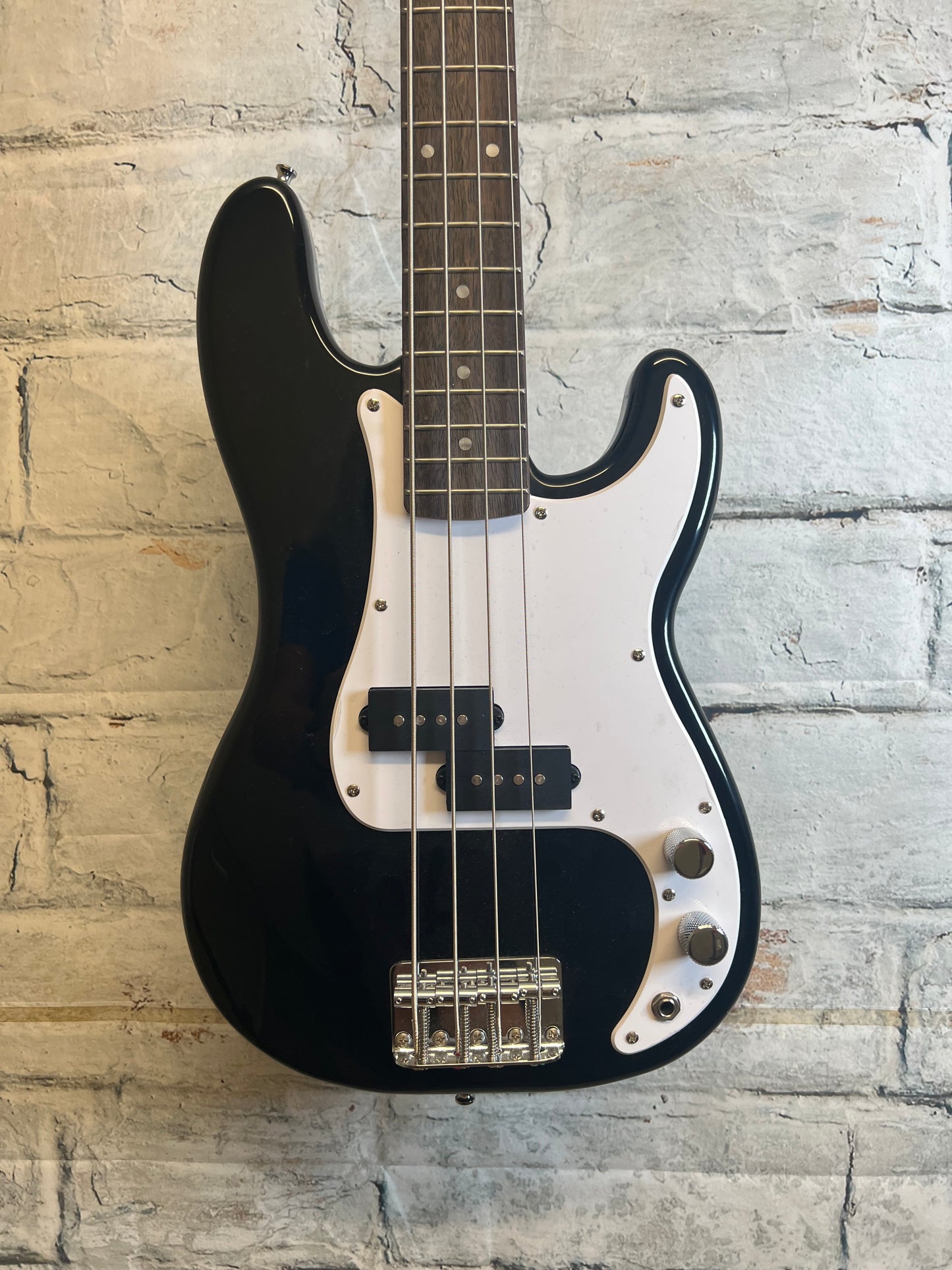 Used Squier Mini Precision Bass-Black