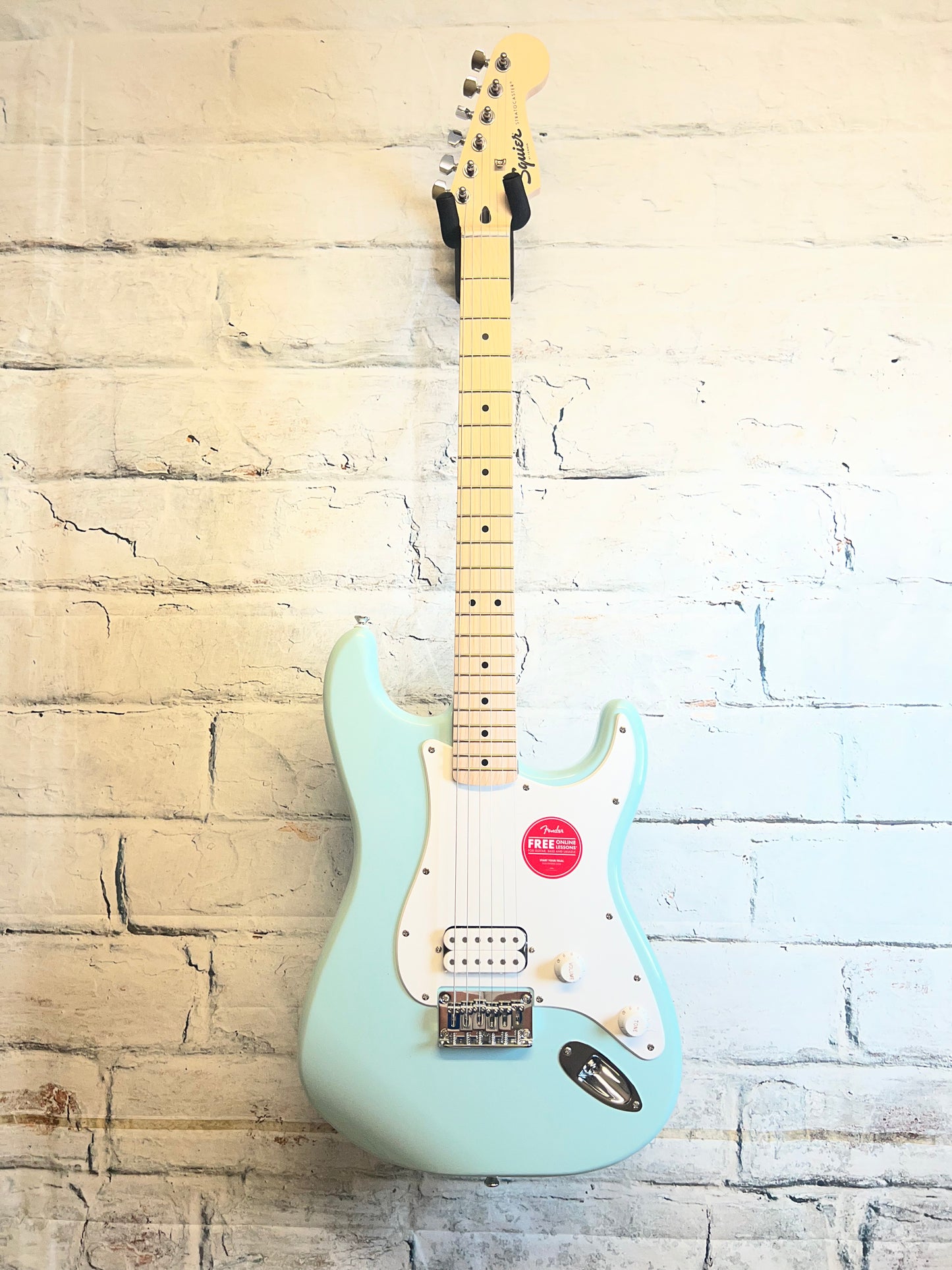Squier Sonic Stratocaster HT H, Maple Fingerboard, White Pickguard