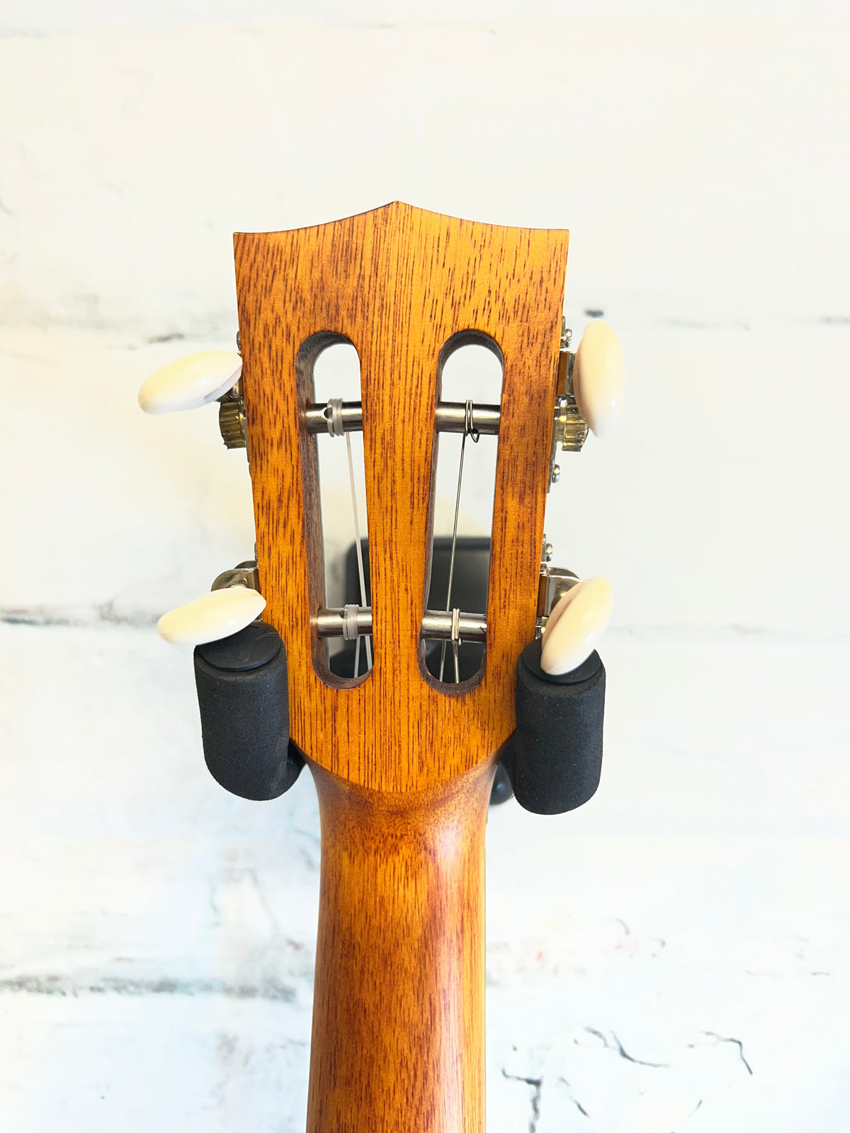 Mahalo MP4 Pearl Series Baritone Ukulele
