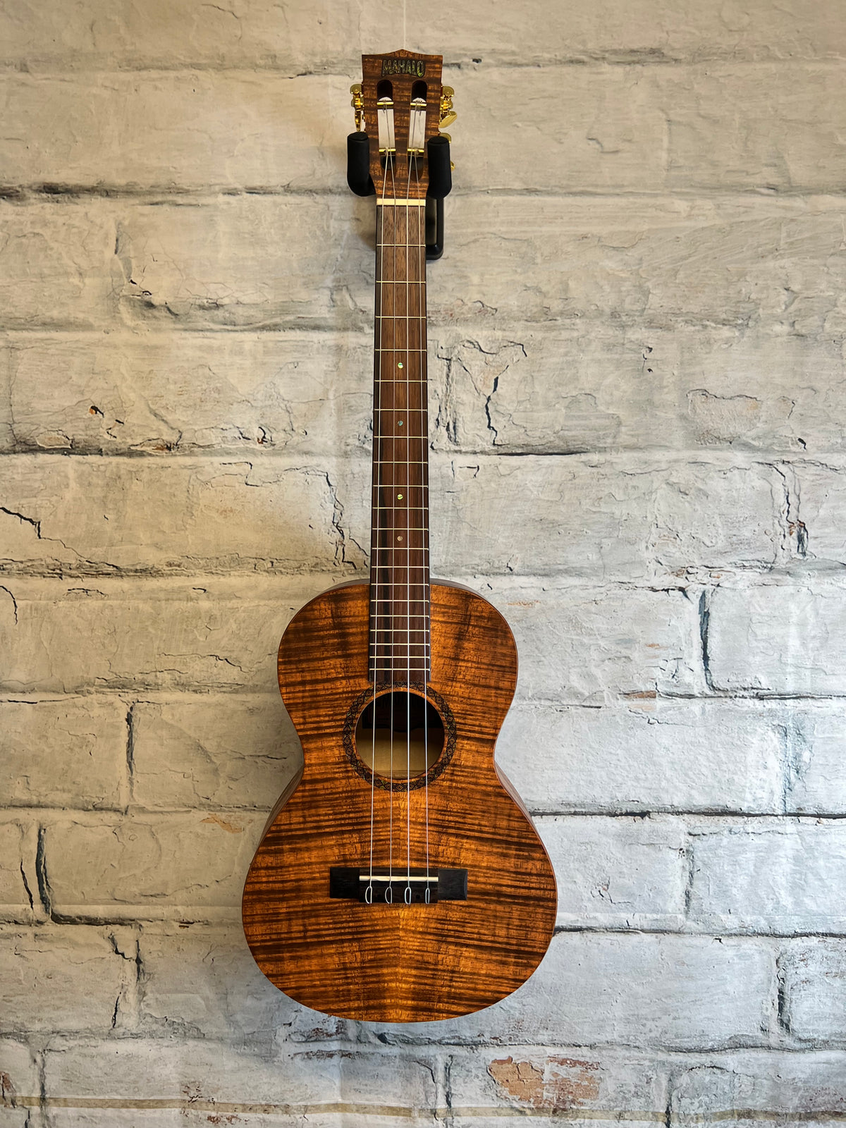 Mahalo MA4KA-U Artist Elite Series Baritone Ukulele, Koa-with bag