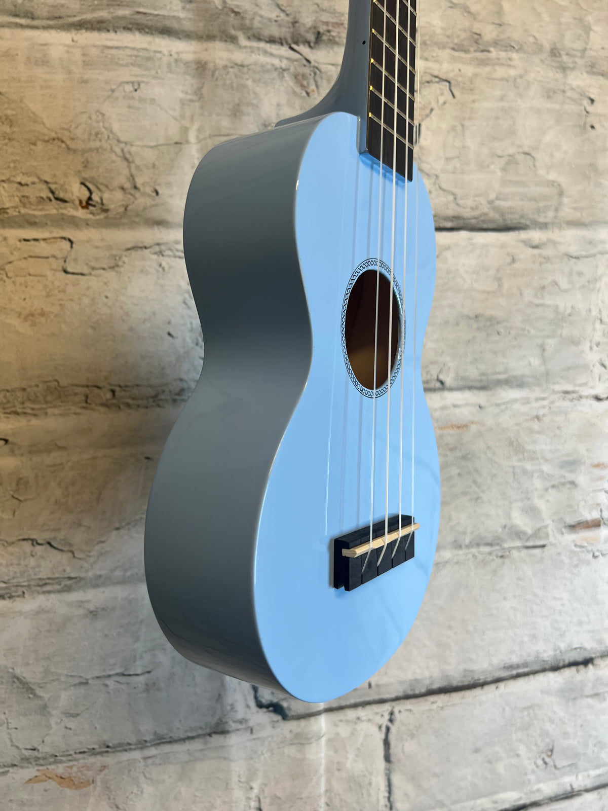 Mahalo MR1-LBU Rainbow Soprano Ukulele-Light Blue-with Bag