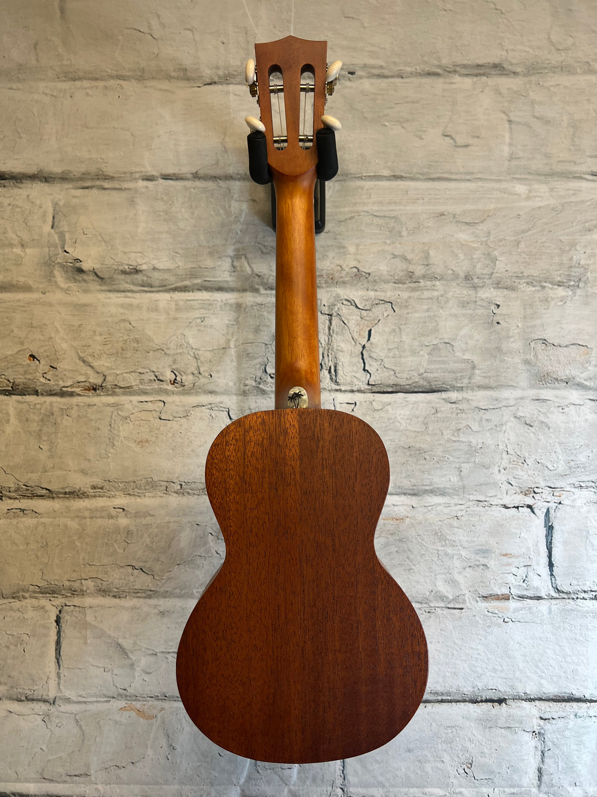 Mahalo MP2 Pearl Series Concert Ukulele with bag