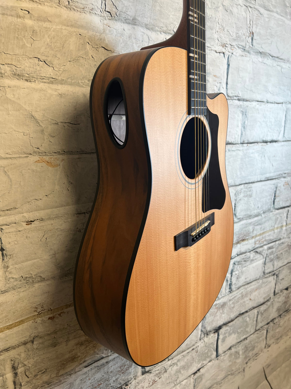 Used Gibson G-Writer with Bag