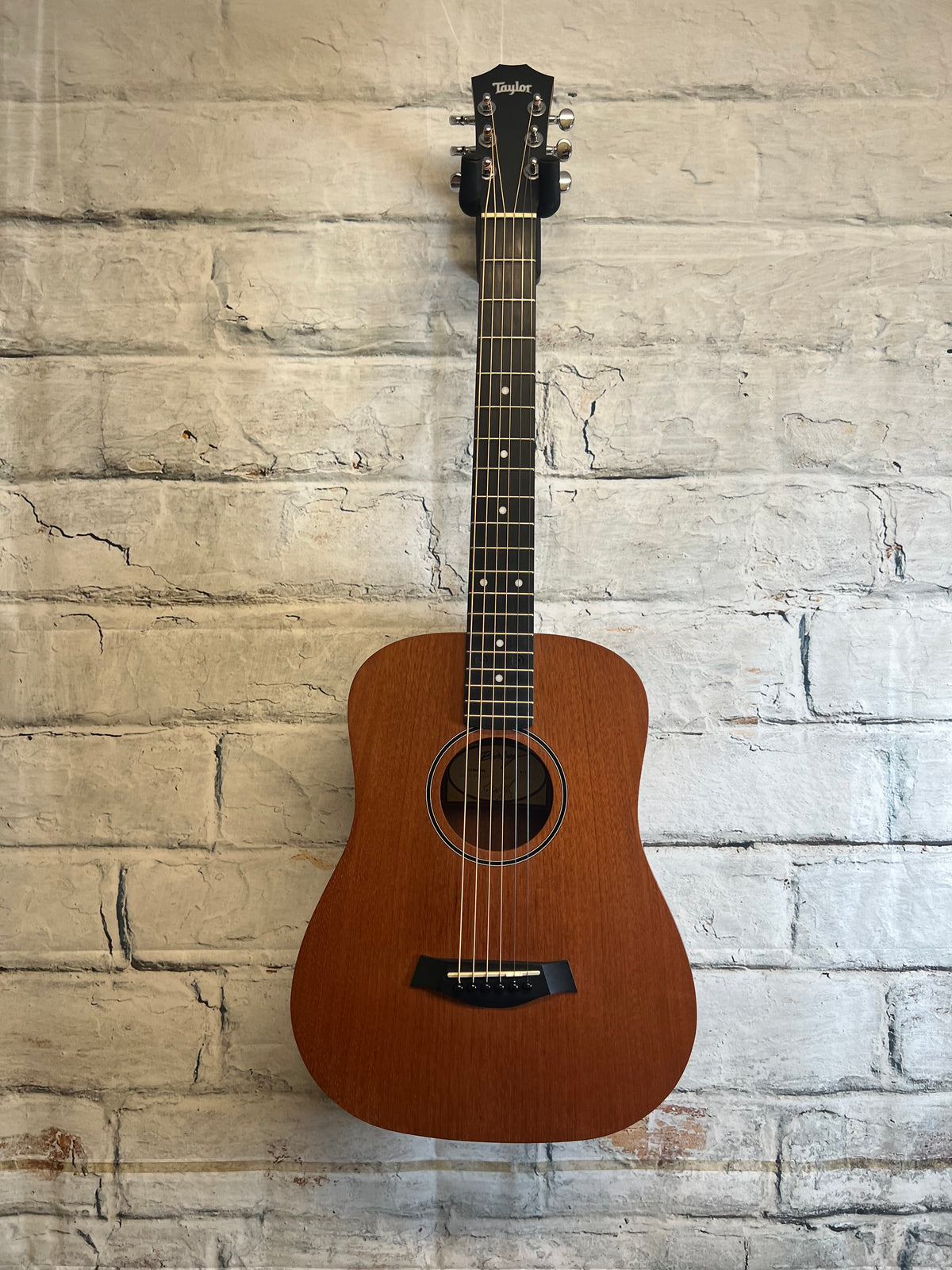 Used Taylor BT2 Acoustic Guitar with bag