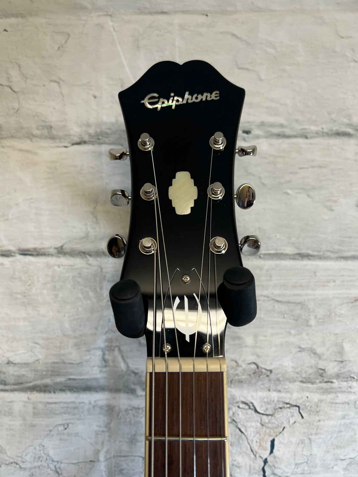 Epiphone Riviera Royal Tan Electric Guitar with Frequensator Tailpiece