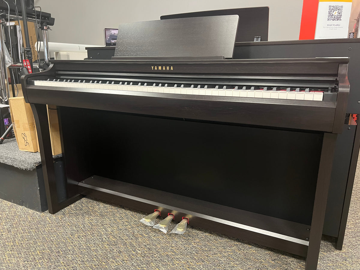 Yamaha Clavinova CLP-825 Console Digital Piano with bench