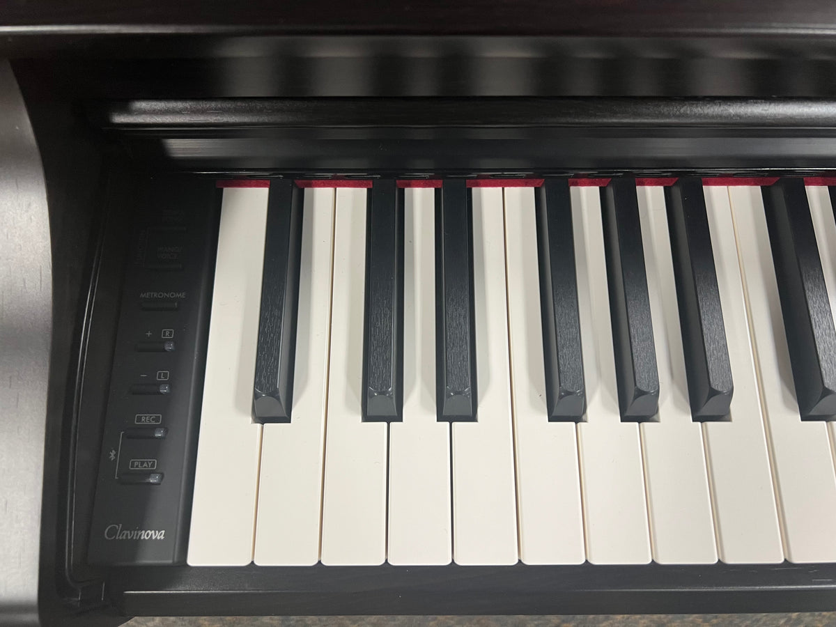 Yamaha Clavinova CLP-825 Console Digital Piano with bench